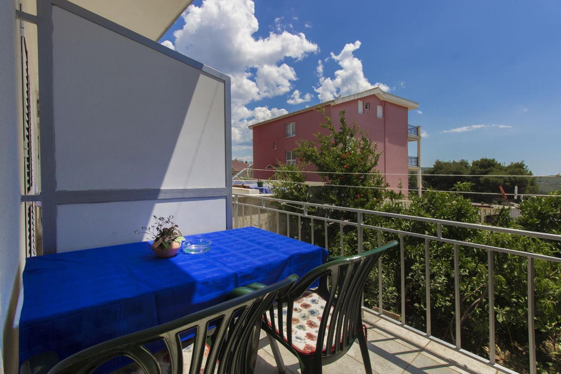 Apartments Vince Primosten Exterior photo
